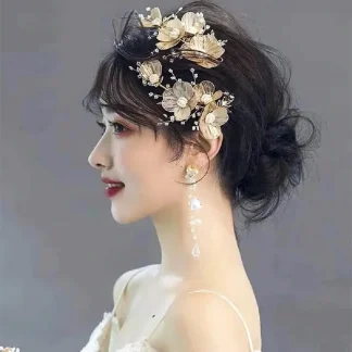 Stylish Floral Headpiece with Luxury Design