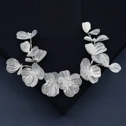 Stylish Floral Headpiece with Luxury Design - Image 7